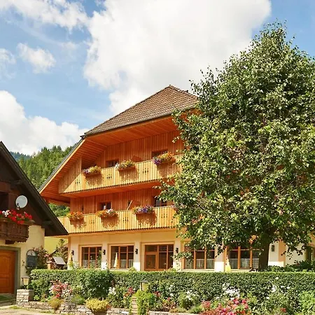 Gasthuis Blasiwirt Sankt Michael im Lungau