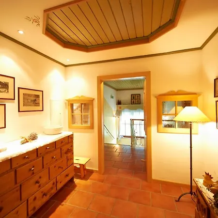 בית הארחה Blasiwirt